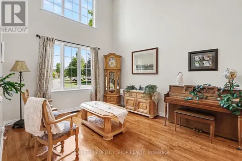 14 Sachs Forest Place Ottawa ON K2G 6V2