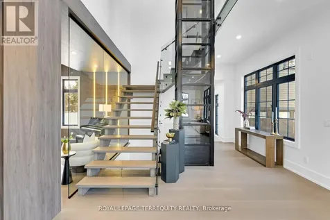 17 Connor Drive Whitchurch-stouffville ON L4A 2Z1