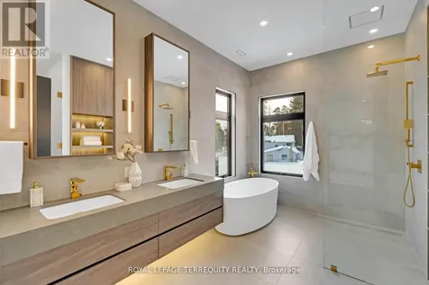 17 Connor Drive Whitchurch-stouffville ON L4A 2Z1