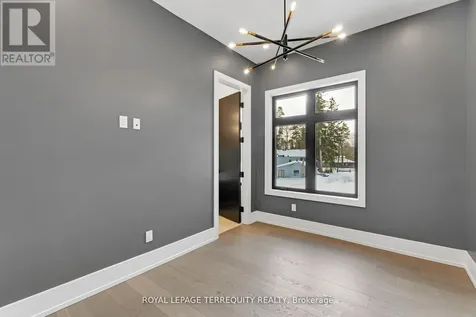 17 Connor Drive Whitchurch-stouffville ON L4A 2Z1