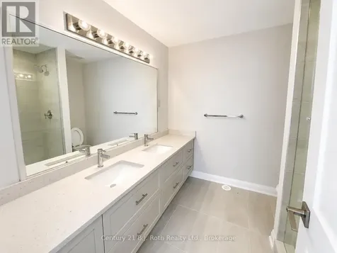 81 Lightfoot Drive Orillia ON L3V 7L8