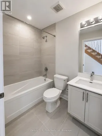 81 Lightfoot Drive Orillia ON L3V 7L8