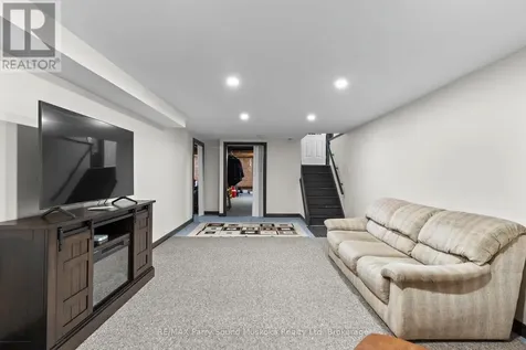 40 Hammel Avenue Mcdougall ON P2A 2W9