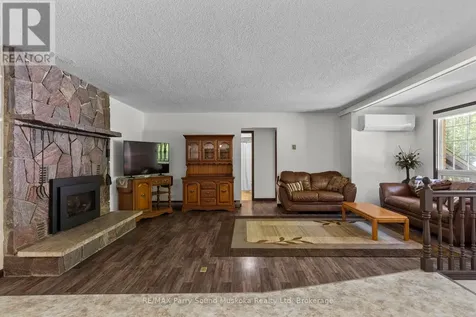 40 Hammel Avenue Mcdougall ON P2A 2W9