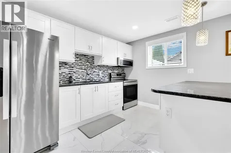 4561 Fontana Avenue Windsor ON N9G 3C8