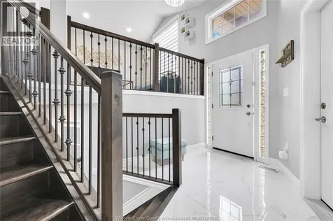 4561 Fontana Avenue Windsor ON N9G 3C8