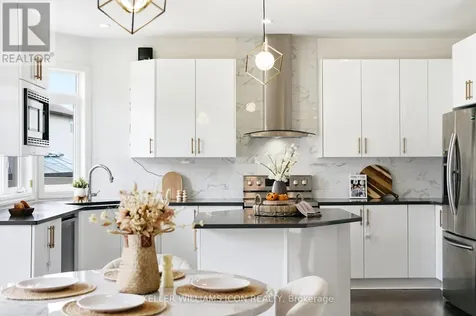 547 Peerless Street Ottawa ON K2J 6A7