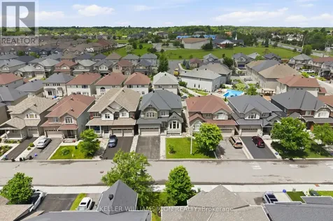 547 Peerless Street Ottawa ON K2J 6A7