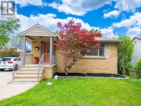 986 Belle Isle View Boulevard Windsor ON N8S 3G5