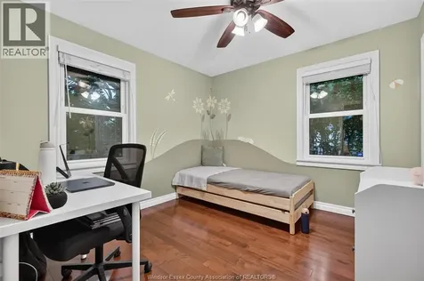 986 Belle Isle View Boulevard Windsor ON N8S 3G5