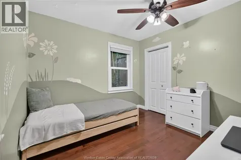 986 Belle Isle View Boulevard Windsor ON N8S 3G5