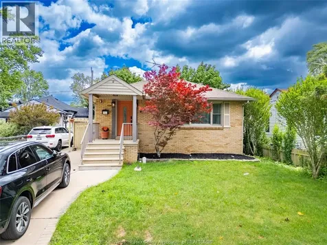 986 Belle Isle View Boulevard Windsor ON N8S 3G5