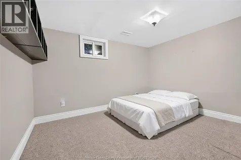 986 Belle Isle View Boulevard Windsor ON N8S 3G5