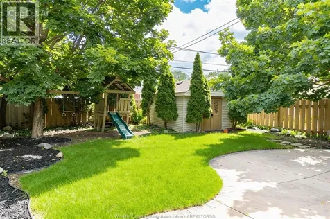 986 Belle Isle View Boulevard Windsor ON N8S 3G5