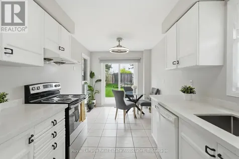 8 Sparrow Court Brampton (fletcher's Creek South) ON L6Y 3P3