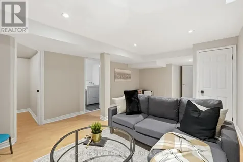 8 Sparrow Court Brampton (fletcher's Creek South) ON L6Y 3P3