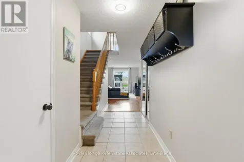 8 Sparrow Court Brampton (fletcher's Creek South) ON L6Y 3P3
