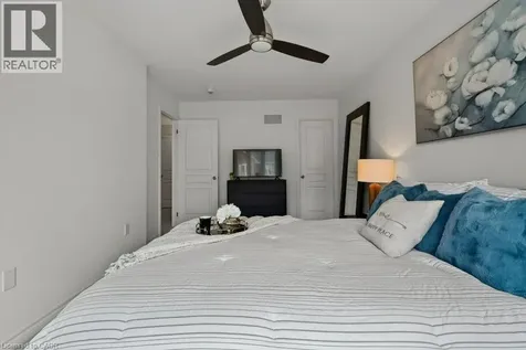 54 Nisbet Boulevard Hamilton ON L8B 0Y3