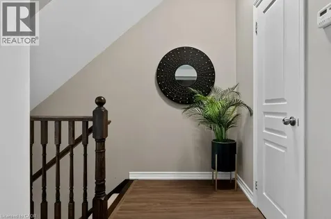 54 Nisbet Boulevard Hamilton ON L8B 0Y3