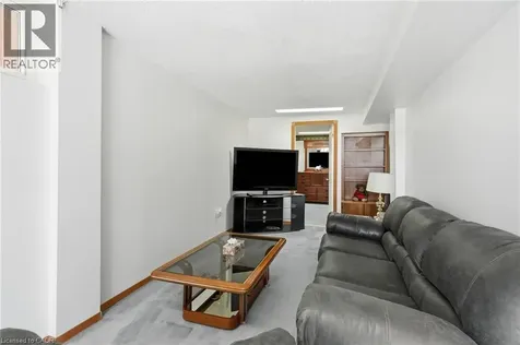 67 Paradise Road South Hamilton ON L8S 1S3