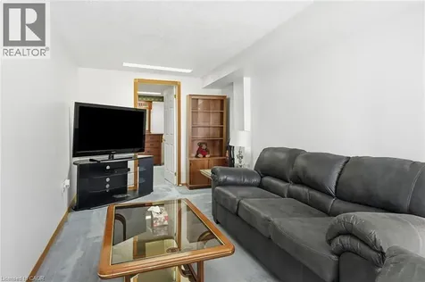 67 Paradise Road South Hamilton ON L8S 1S3