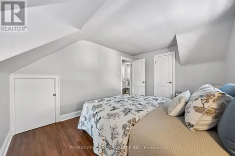154 Bridgeport Road East Waterloo ON N2J 2K4