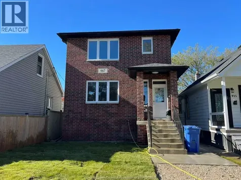 917 Mckay Avenue Windsor ON N9B 2A4