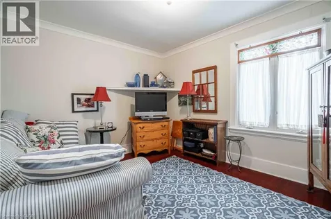 99 Argyle Street North Caledonia ON N3W 1B8