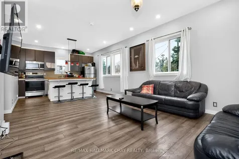 371 Barrie Road Orillia ON L3V 2S1