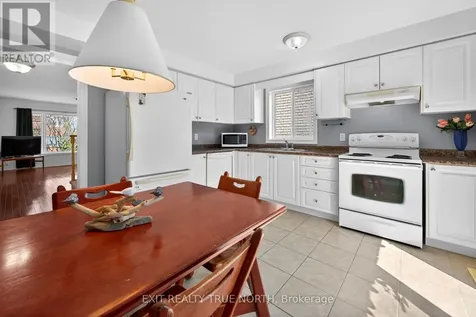 1021 Whitney Crescent Midland ON L4R 5N3