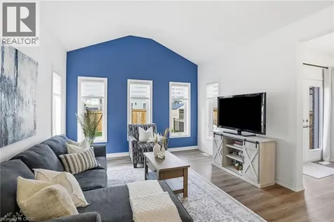 1 Bawcutt Crescent Paris ON N3L 0G7