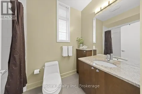 63F Young Street Ottawa ON K1S 5T5