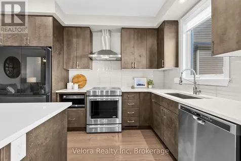 352 Warmstone Drive Ottawa ON K2S 0W3