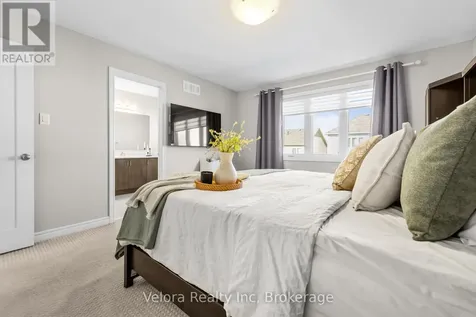 352 Warmstone Drive Ottawa ON K2S 0W3