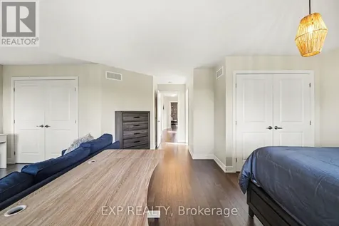 41 Nettle Crescent Ottawa ON K1T 0M2