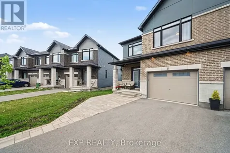 41 Nettle Crescent Ottawa ON K1T 0M2