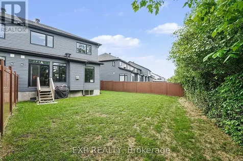 41 Nettle Crescent Ottawa ON K1T 0M2