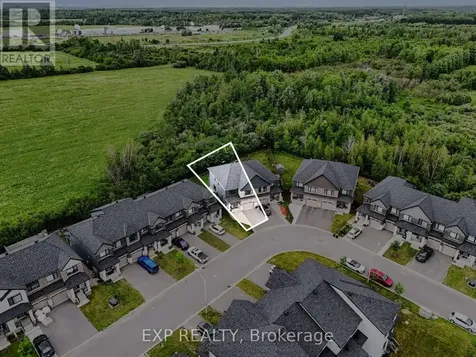 41 Nettle Crescent Ottawa ON K1T 0M2