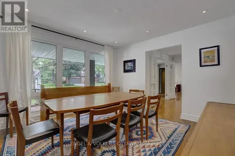 516 Buchanan Crescent Ottawa ON K1J 7X9