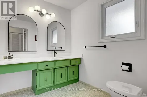 516 Buchanan Crescent Ottawa ON K1J 7X9