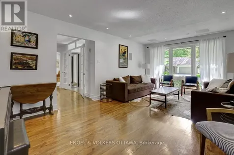 516 Buchanan Crescent Ottawa ON K1J 7X9