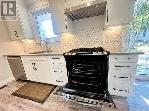 93 Westmount Drive South Orillia ON L3V 6E2