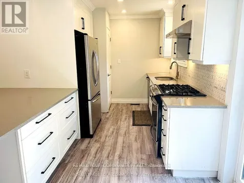93 Westmount Drive South Orillia ON L3V 6E2