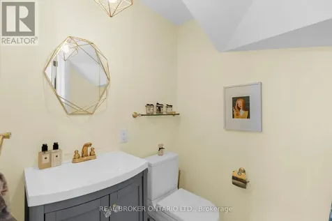 8167 Kipling Avenue Vaughan (west Woodbridge) ON L4L 0G4