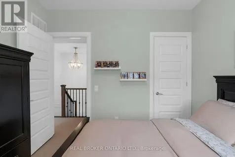 8167 Kipling Avenue Vaughan (west Woodbridge) ON L4L 0G4