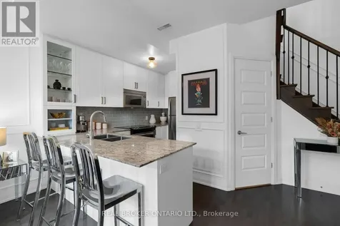 8167 Kipling Avenue Vaughan (west Woodbridge) ON L4L 0G4