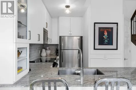 8167 Kipling Avenue Vaughan (west Woodbridge) ON L4L 0G4