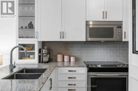 8167 Kipling Avenue Vaughan (west Woodbridge) ON L4L 0G4