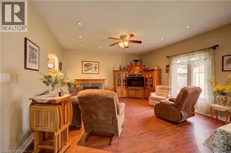 83 Evelyn Street Brantford ON N3R 3H2