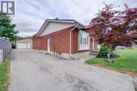 83 Evelyn Street Brantford ON N3R 3H2